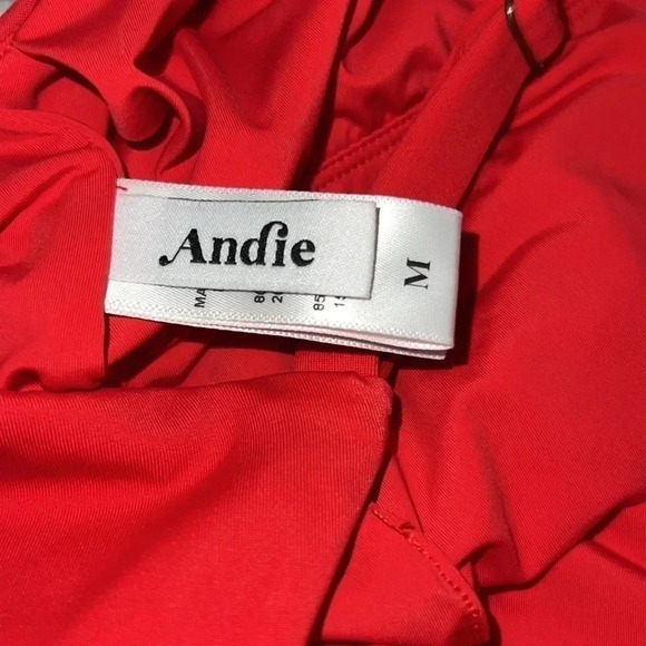 Andie Swim The Havana One Piece Swimsuit
Square Neck Size Medium - Picture 5 of 5